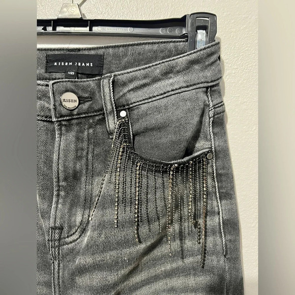 Risen Rhinestone Charcoal Straight Distressed Jean - Size 1/25 - Picture 7 of 14